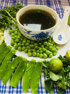 A picture of Vegetable's leftover Soup.