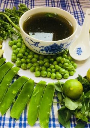 A picture of Vegetable's leftover Soup.