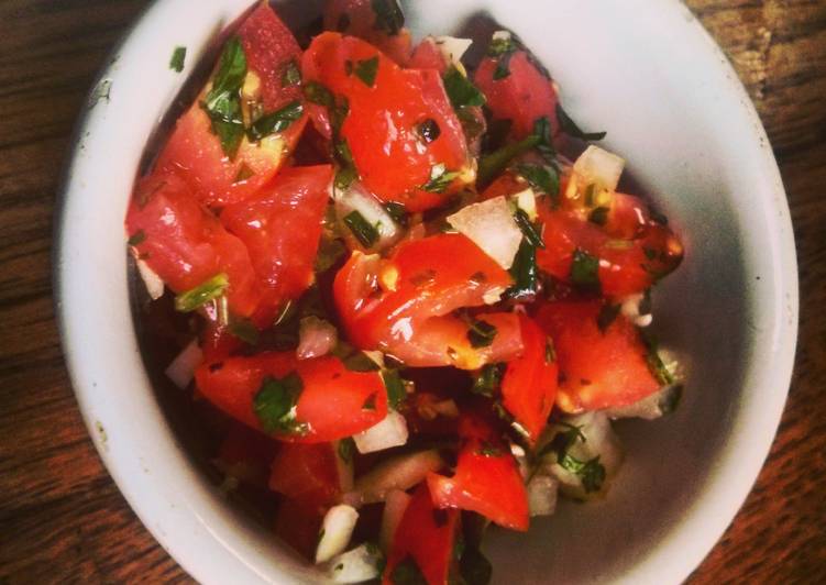 Step-by-Step Guide to Prepare Homemade Fresh salsa