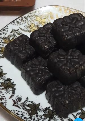 صورة لوصفة قطع الشوكولاتة اللذيذة 🍫