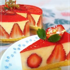A picture of Le Fraisier (French-Style Strawberry Shortcake).