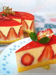 A picture of Le Fraisier (French-Style Strawberry Shortcake).