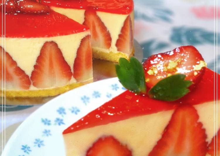 Recipe of Award-winning Le Fraisier (French-Style Strawberry Shortcake)