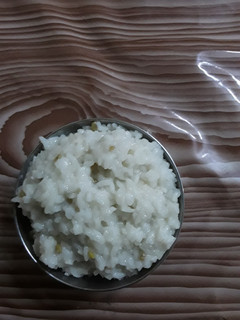 தேங்காய் பால் பூண்டு சாதம் (Poondu Satham Recipe in tamil) செய்முறை முக்கிய புகைப்படம்