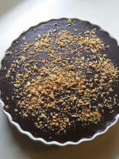 A picture of Chocolate peanut butter cookie pie.