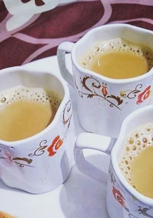 मसाला चाय(masala chai recipe in hindi) रेसिपी मुख्य फोटो
