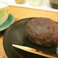 Easy Ohagi with Leftover Rice A picture of Easy Ohagi with Leftover Rice.