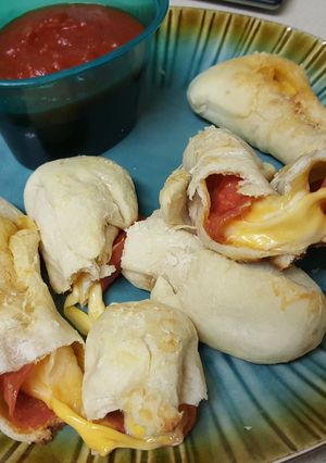 A picture of Pepperoni Pizza Sticks.