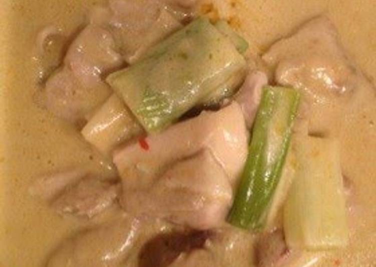 Recipe of Perfect Time-Saving Spicy Chicken Stew with Coconut Milk