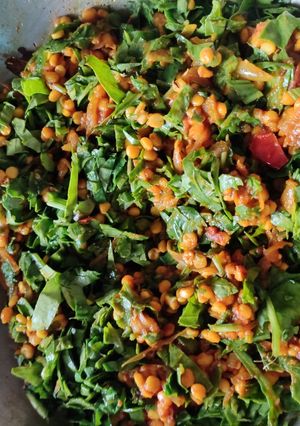 A picture of Poye ka saag.