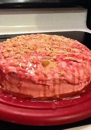 A picture of Strawberry Fluff Cake.