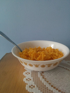 A picture of Mac and cheese.