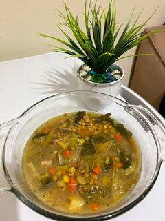 Una foto de 🍜 Sopas de lentejas 🥄