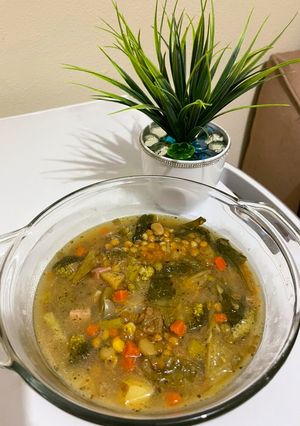 Una foto de 🍜 Sopas de lentejas 🥄