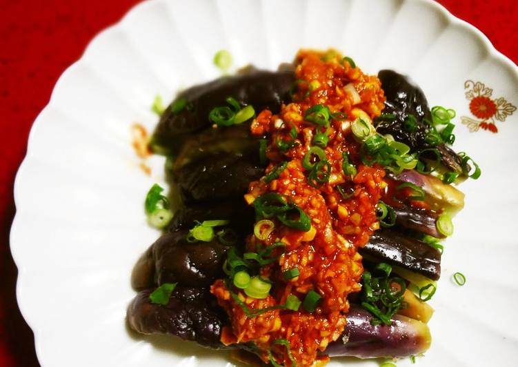 Simple Way to Make Super Quick Homemade Colorful Chilled Eggplant with Korean Spicy Sauce