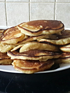 A picture of Apple pancakes.