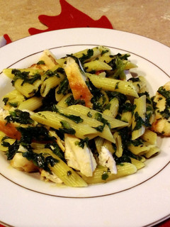 A picture of Spinach And Garlic Penne With Chicken.