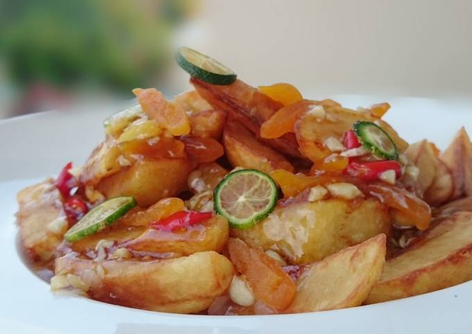 Step-by-Step Guide to Make Any-night-of-the-week Fried Potato Salad With Garlic And Dried Apricot In Plum Sauce