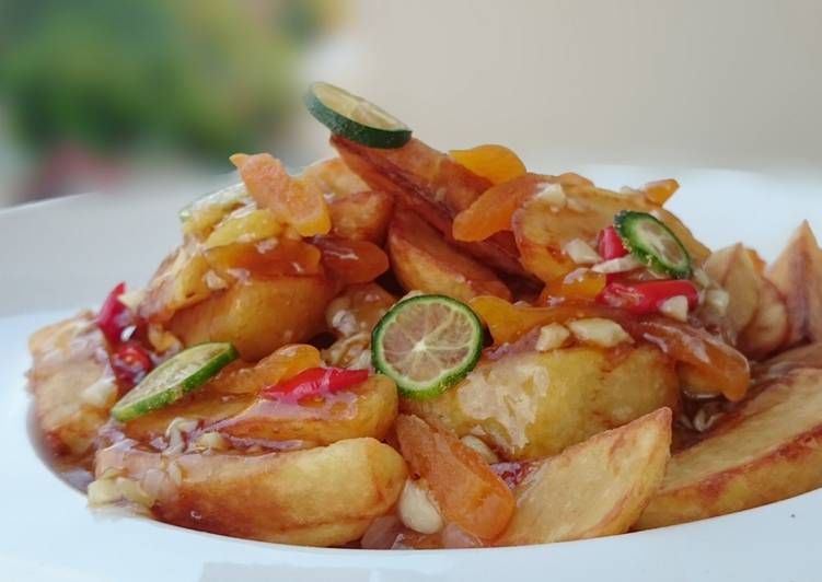 Fried Potato Salad With Garlic And Dried Apricot In Plum Sauce