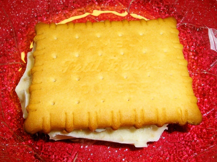 Easy Ways Prepare|Recipe} Rum Raisin Ice Cream Cookie Sandwiches, Can Pamper Your Tongue