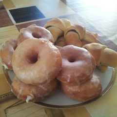 A picture of yeast free doughnuts dough.