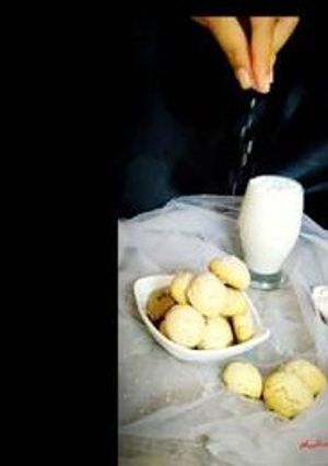कोकोनट कुकीज़ (Coconut cookies recipe in hindi) रेसिपी मुख्य फोटो