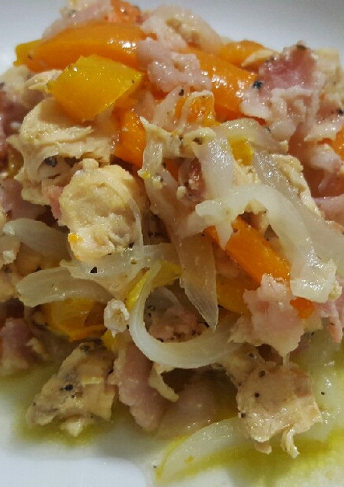 Una foto de Fajitas de pollo con morrón