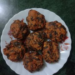A picture of Tora leaves fritters.