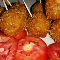 A picture of Potatoe Poppers.