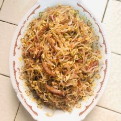 A picture of Mung Bean Sprouts Veggie Stir Fry.