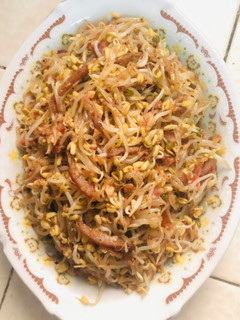 A picture of Mung Bean Sprouts Veggie Stir Fry.