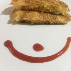 A picture of Rava sandwich.