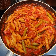 A picture of Penne Arrabbiata.
