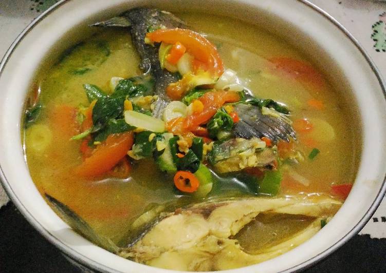 Resep Sup Woku Ikan Bawal Lezat