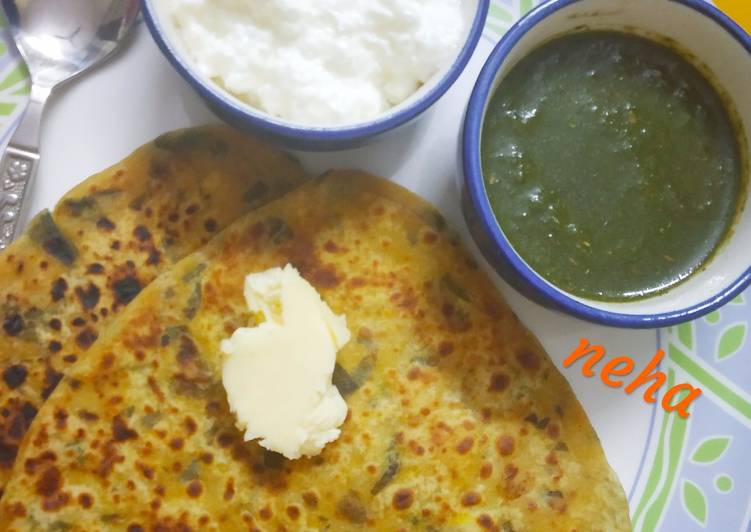 Healthy Methi Paratha with fresh curd &amp; Chutney in Breakfast 😋