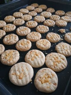 Foto resep Cookies Sagu Keju (Tanpa Cetakan)