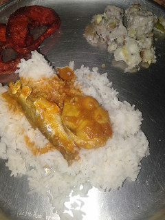 மாங்காய் போட்ட மீன் குழம்பு செய்முறை முக்கிய புகைப்படம்