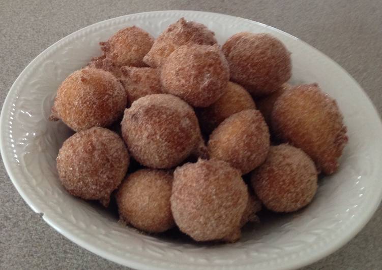 Simple Way to Make Super Quick Homemade Cinnamon Doughnut Holes