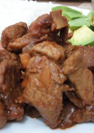 A picture of 10 minutes pork with stewed apples.