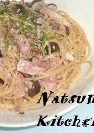 A picture of Mushroom and Bacon Cheese Cream Pasta.