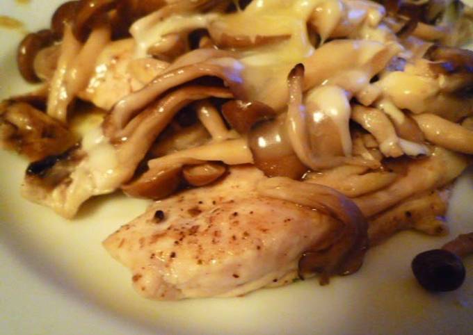 Recipe of Any-night-of-the-week Steamed Mushrooms and Chicken Tenderloins with Cheese