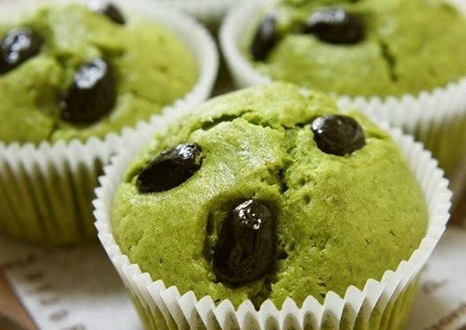 Milky with Condensed Milk Matcha Muffins Recipe by cookpad.japan - Cookpad