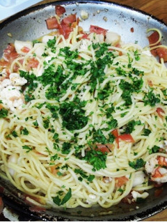 A picture of Lobster Spaghetti.