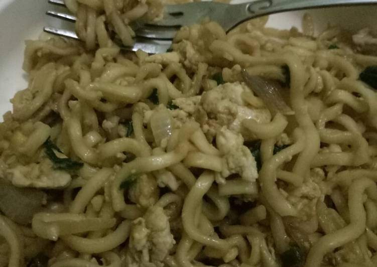 Mie goreng untuk anak