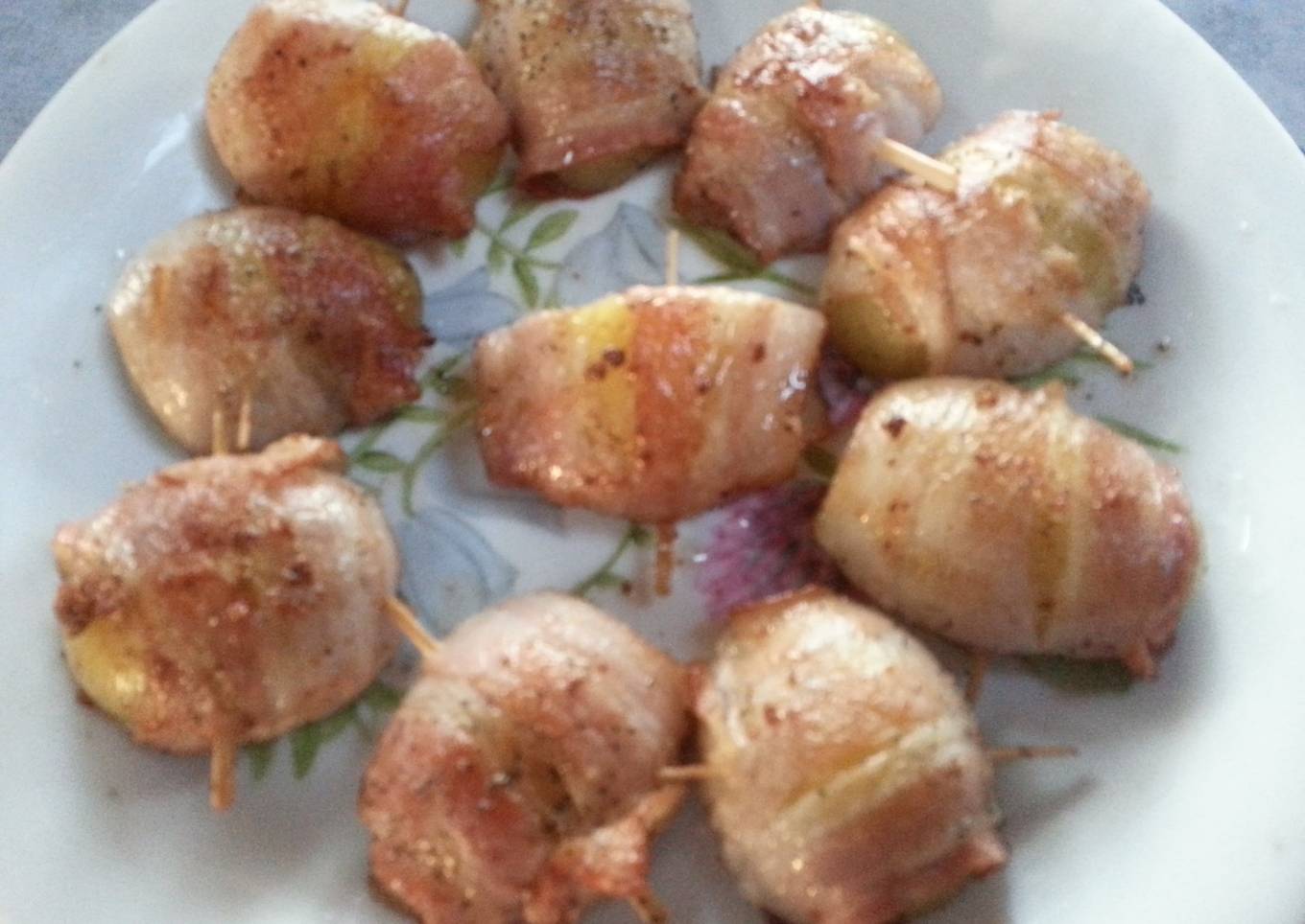 Bacon wrap potatoes