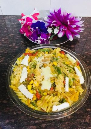 A picture of Cheesy Vegetables Pasta.