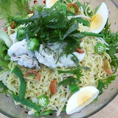 A picture of Shabu Shabu Pork and Ramen Noodle Salad.