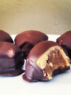 A picture of Salted caramel peanut butter truffles.