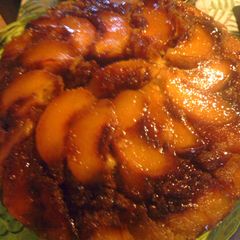A picture of Ginger Peach Glaze Cake.