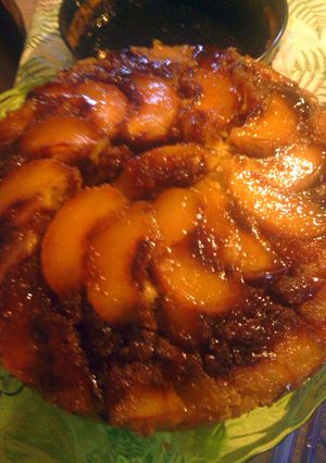 A picture of Ginger Peach Glaze Cake.